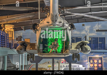 Diese Notation „16 19 181 MH 53“ bezieht sich wahrscheinlich auf ein bestimmtes historisches Dokument oder Artefakt, das möglicherweise mit einer Sammlung von Materialien, Manuskripten oder historischen Referenzen zusammenhängt. Sie stellt eine ID für Archivierungszwecke bereit. Stockfoto