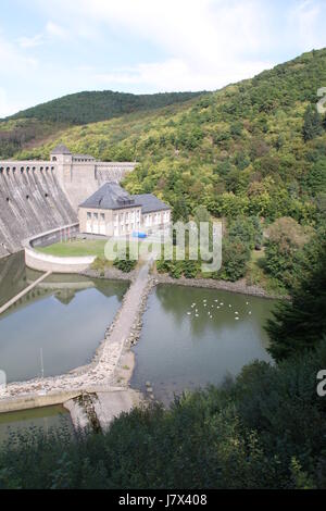 Stausee-Wasserkraft-Emblem Sperrfeuer schöne beauteously schöne Reise Stockfoto