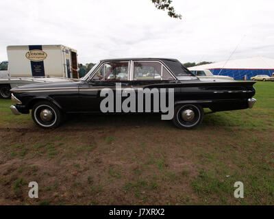 1962 Ford Fairlane, niederländischer Lizenz Registrierung AE 11 32 p5 Stockfoto