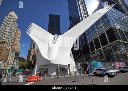 World Trade Center Verkehrsknotenpunkt und Einkaufszentrum Westfield World Trade Center bekannt als das Oculus New York Vereinigte Staaten Stockfoto