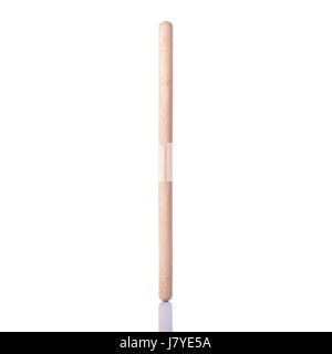 Langen weißen Holzstab Gebrauch für Backwaren. Studio gedreht isolierten auf weißen Hintergrund Stockfoto