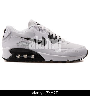 Nike WMNS Air Max 90 wesentliche weiße Damen Sport Sneakers - 616730-110 Stockfoto