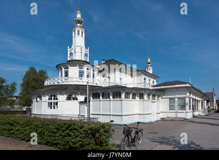 Søpavillonen, See-Pavillon auf dem Damm, der Peblinge und Sankt Jørgens See in Kopenhagen - Historist Design trennt. Stockfoto