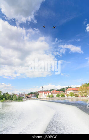 Bin Lechwehr (Lech Wehr) am Fluss Lech, Altstadt, Landsberg, Lech, Schwaben, Swabia, Bayern, Bayern, Deutschland Stockfoto