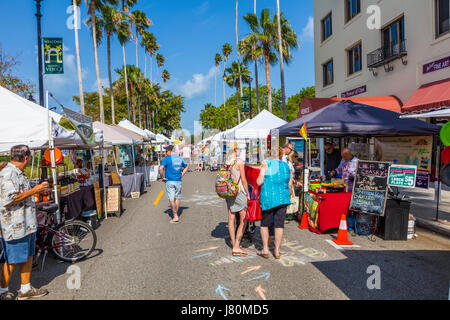 Samstag Morgen im freien Farmers Market in Venice Florida Stockfoto