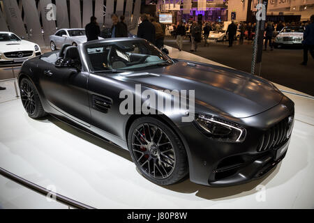 ESSEN, Deutschland - Apr 6, 2017: Neue 2017 Mercedes Benz AMG GT 50 Edition Sportwagen auf der Techno Classica Essen Auto zeigen. Stockfoto