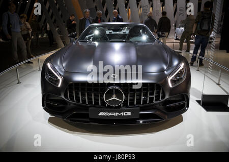 ESSEN, Deutschland - Apr 6, 2017: Neue 2017 Mercedes Benz AMG GT 50 Edition Sportwagen auf der Techno Classica Essen Auto zeigen. Stockfoto