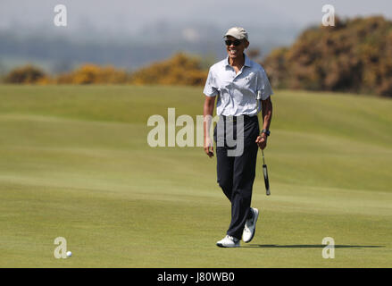 Der ehemalige US-Präsident Barack Obama während einer Runde Golf im St. Andrews Golf Club, in der Nähe von Dundee in Schottland. Stockfoto