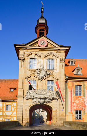 Deutschland, Bayern, Bamberg, Altes Rathaus oder Altstädter Rathaus, Balkon und Tor zur Altstadt. Stockfoto