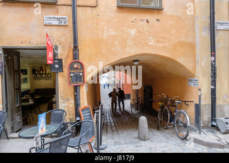 Mittelalterliche Altstadt in Stockholm. Die historische Altstadt ist eine wichtige touristische Attraktion. Stockfoto