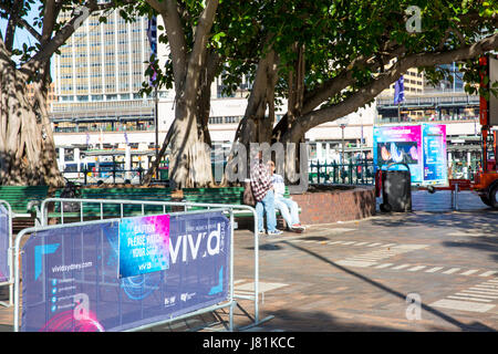 Sydney, Australien, Freitag, 26. Mai 2017. Vorbereitungen in Circular Quay für Vivid 2017 läuft vom 26. Mai bis 17. Juni an Standorten in ganz Sydney. Bildnachweis: Martin Beere/Alamy Live News Stockfoto