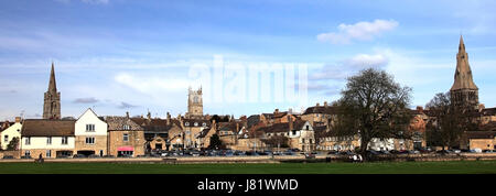 Sommer, Stamford Wiesen und Stamford Kirchen, georgische Marktstadt von Stamford, Grafschaft Lincolnshire, England, UK Stockfoto