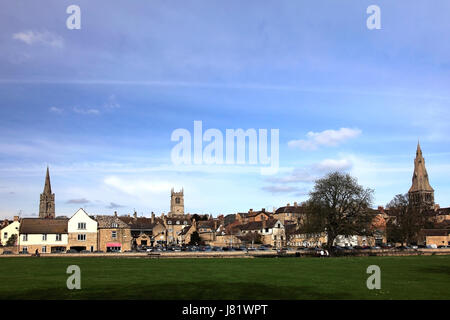 Sommer, Stamford Wiesen und Stamford Kirchen, georgische Marktstadt von Stamford, Grafschaft Lincolnshire, England, UK Stockfoto