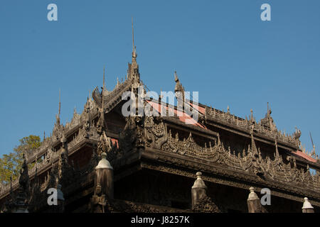 Asien, MYANMAR (BURMA), Mandalay Region, Mandalay, Shwe Nandaw Kyaung Teak Pagode (erbaut im Jahre 1878 von König Thibaw Min) Stockfoto