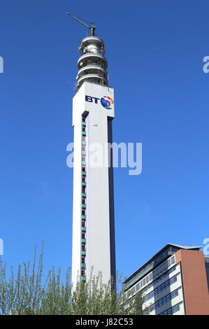 Der BT Tower communications Tower in Lionel Street, Birmingham, England, Vereinigtes Königreich. Stockfoto