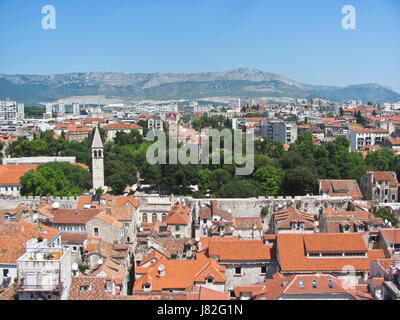 Blick auf Split von der Spitze des Glockenturms in der Nähe von Diokletian Palast. Stockfoto