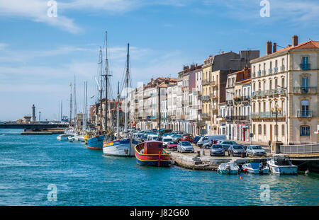 Frankreich, Languedoc-Roussillon, Sète, Blick auf den Kanal des Quai De La République Stockfoto