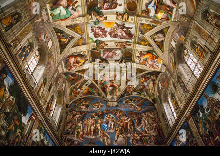 Vatikan, Rom - März 02, 2016: Interieur und architektonische Details der Sixtinischen Kapelle, März 02, 2016, Vatikan, Rom, Italien.