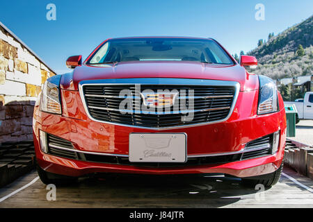 Park City, UT, 12. Mai 2017: Brand new Cadillac ist am Fuße des Skigebiet Deer Valley angezeigt. Stockfoto