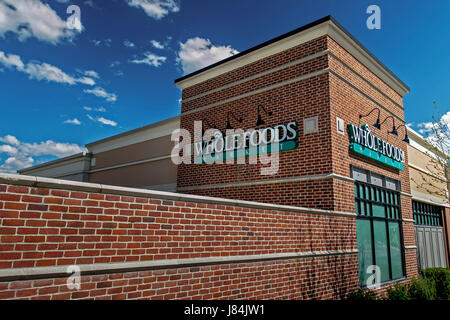 Park City, UT, 12. Mai 2017: Sonne scheint auf einem Whole Foods Store auf Kimball Junction. Stockfoto