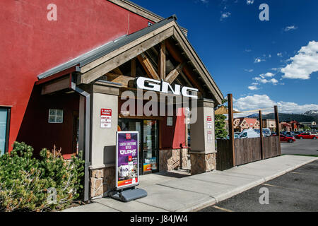 Park City, UT, 12. Mai 2017: Eingang zu einem GNC-Speicher auf Kimball Junction. Stockfoto