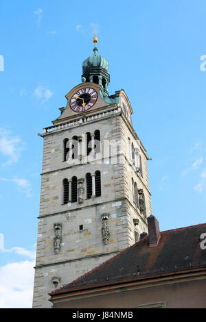 Bayern-Glockenturm clock Turmuhr Regensburg Kirche blau historischen Pfarrkirche Stockfoto