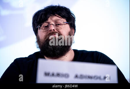 Savigliano, Italien, 27. Mai 2017.  Die italienische Politik und Journalist Mario Adinolfi spricht in Savigliano bei Kino Aurora Credit: Alberto Gandolfo/Alamy Live News Stockfoto