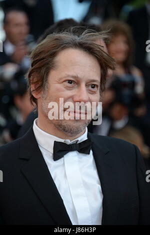 Cannes, Frankreich. 27. Mai 2017. Mathieu Almaric besucht die "Basiert auf eine wahre Geschichte"-Vorführung während des 70. jährlichen Cannes Film Festival im Palais des Festivals am 27. Mai 2017 in Cannes, Frankreich. Bildnachweis: Frederick Injimbert/ZUMA Draht/Alamy Live-Nachrichten Stockfoto