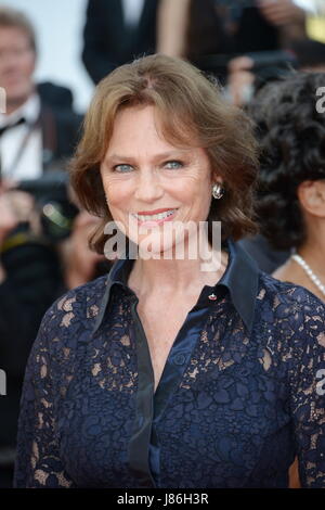 Cannes, Frankreich. 27. Mai 2017. Schauspielerin Jacqueline Bisset besucht die "basiert auf eine wahre Geschichte" screening während des 70. jährlichen Cannes Film Festival im Palais des Festivals am 27. Mai 2017 in Cannes, Frankreich. Bildnachweis: Frederick Injimbert/ZUMA Draht/Alamy Live-Nachrichten Stockfoto