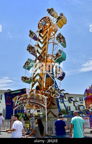 Ocean City, Maryland. 27. Mai 2017. Touristen und Urlauber genießen die jolly Rogers-Themenpark auf dem Ocean City Boardwalk. Photo Credit: Jeramey Lende/Alamy Live-Nachrichten Stockfoto