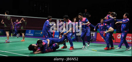 Gold Coast, Australien. 28. Mai 2017. Team-Mitglieder von Südkorea feiert den Sieg nach dem Finale zwischen China und Südkorea auf insgesamt BWF Sudirman Cup 2017 in Gold Coast, Australien, 28. Mai 2017. Südkorea beanspruchte den Titel mit 3: 2 auf Aggregat. Bildnachweis: Lui Siu Wai/Xinhua/Alamy Live-Nachrichten Stockfoto