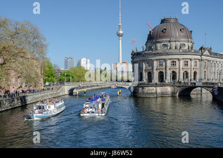 Das Bode-Museum gehört zu der Gruppe der Museen auf der Museumsinsel in Berlin, Deutschland. Es wurde vom Architekten Ernst von Ihne entworfen. Stockfoto