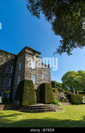 Plas Brondanw Gärten in der Nähe von Garreg, Nordwales. Ein schöner Garten von Clough Williams-Ellis erstellt. Stockfoto