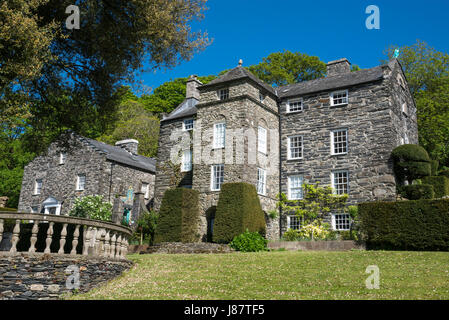 Plas Brondanw Gärten in der Nähe von Garreg, Nordwales. Ein schöner Garten von Clough Williams-Ellis erstellt. Stockfoto