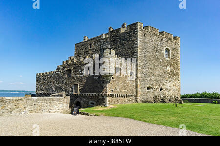 Blackness Castle in schottischen Dorf Schwärze von den Firth of Forth in der Nähe von Linlithgow Scotland UK Stockfoto