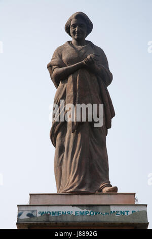 Eine Statue von Indira Gandhi in Victoria Garden Kolkata - Kalkutta - West Bengal Indien Stockfoto