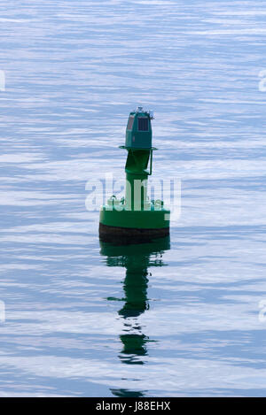 grüne Boje Warnemünde Rostock Deutschland Stockfoto