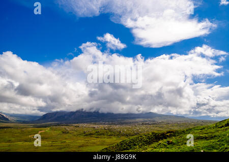 Blick auf nebligen Landschaft in den Highlands von Schottland Stockfoto