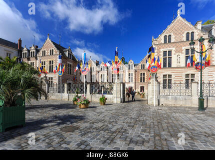 Frankreich, Loiret, Orleans, Groslot Hotel und Étape Platz Stockfoto