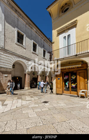 Agata dei Goti (Benevento, Italien) - Blick auf die Altstadt Stockfoto