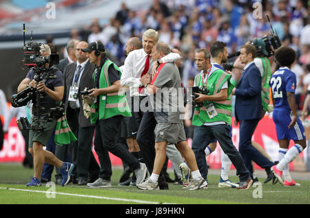 Arsenal-Trainer Arsene Wenger reagiert nach dem Schlusspfiff in die Emirate FA Cup-Finale im Wembley Stadium, London. Stockfoto