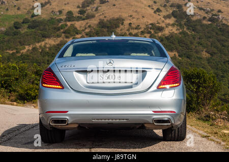 Hong Kong, China 7. Dezember 2016: Mercedes-Benz S 500e Plug-in Hybrid-Limousine 2016 Test Drive Tag am 7. Dezember 2016 in Hong Kong. Stockfoto