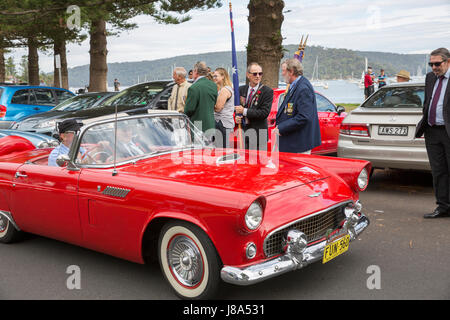 Dienstag, 25. April 2017, Sydney, Australien. Palm Beach RSL Club hält ANZAC Tag Service und März derer gedenken, die im Krieg gefallen sind. Das Tag-mar Stockfoto