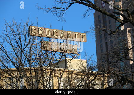 Art-Deco-Hotel Schild, die Crockett Hotel San Antonio, TX. Stockfoto