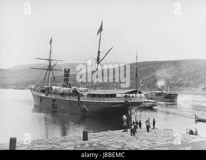 Das Bild zeigt die DS Capella, ein Schiff im norwegischen Hammerfest, das die Bedeutung des Schiffes für die Erforschung der Arktis und der Meere unterstreicht. Stockfoto