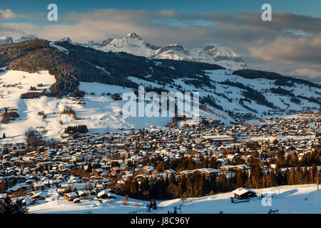 Luftbild auf Ski Resort Megeve in Französische Alpen, Frankreich Stockfoto