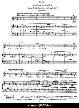 Kindertotenlieder ist ein Liederzyklus von Gustav Mahler nach Gedichten von Friedrich Rückert. Der Zyklus spiegelt Mahlers tiefe persönliche Trauer über den Tod seiner eigenen Kinder wider und verbindet ergreifende Musikalität mit tiefer emotionaler Tiefe. Stockfoto