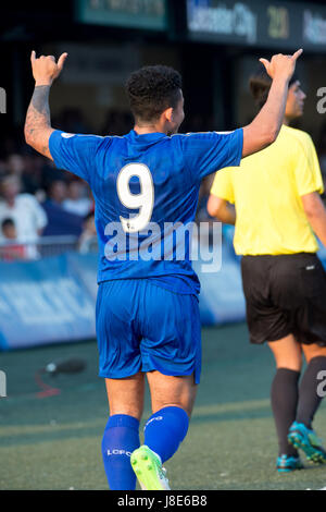 Hong Kong, China. 28. Mai 2017. Joshua Gordon schießt erste Tor Leicester City. Leicester City gewinnen ihren zweiten HKFC Citi Soccer Sevens-Titel nach einem 3: 0 Sieg über Titelverteidiger Aston Villa im Finale. 2017 Hong Kong Soccer Sevens an der Hong Kong Football Club Causeway Bay. Bildnachweis: Jayne Russell/Alamy Live-Nachrichten Stockfoto