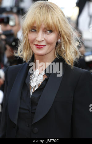 Cannes, Frankreich. 27. Mai 2017. Uma Thurman besucht die würde "Après Une Histoire Vraie/Based on a True Story" premiere während der 70. Cannes Film Festival im Palais des Festivals am 27. Mai 2017 in Cannes, Frankreich | Nutzung weltweit Credit: Dpa/Alamy Live-Nachrichten Stockfoto