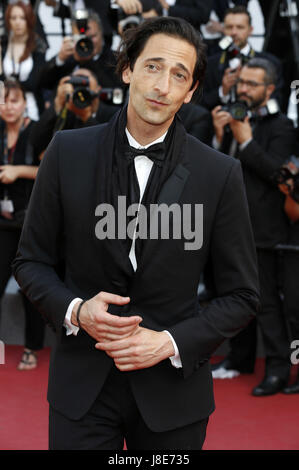 Adrien Brody besucht die hatte "Après Une Histoire Vraie / basierend auf einer wahren Geschichte" Premiere während der 70. Cannes Film Festival im Palais des Festivals am 27. Mai 2017 in Cannes, Frankreich | weltweite Nutzung Stockfoto